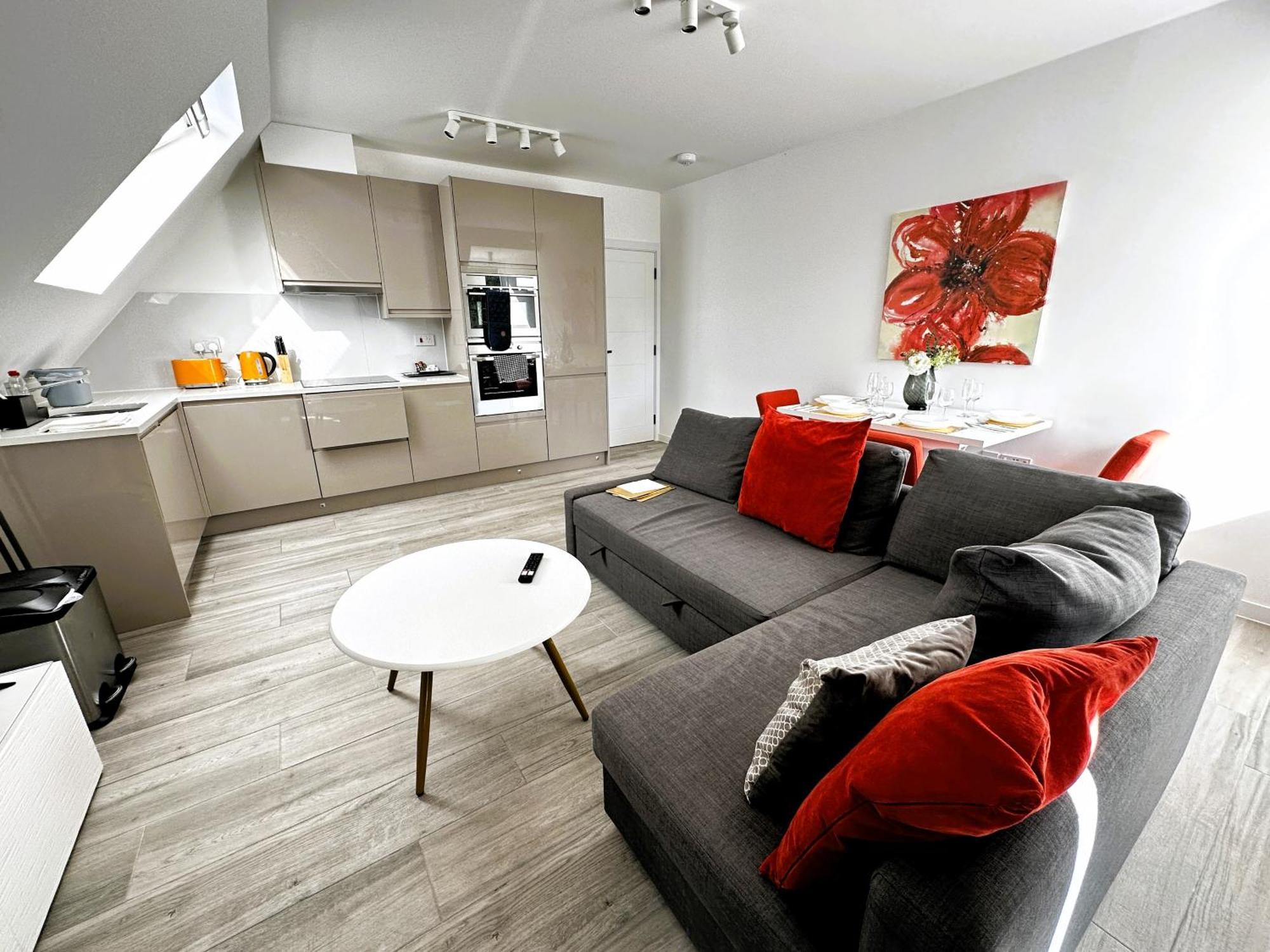 Paradigm Court, Brand New 1-Bedroom Flat 옥스퍼드 외부 사진